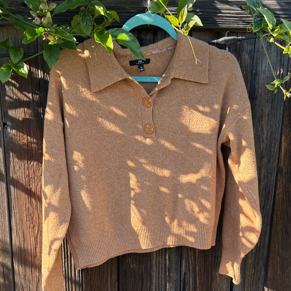 My Michelle Camel collared knit long sleeve Medium